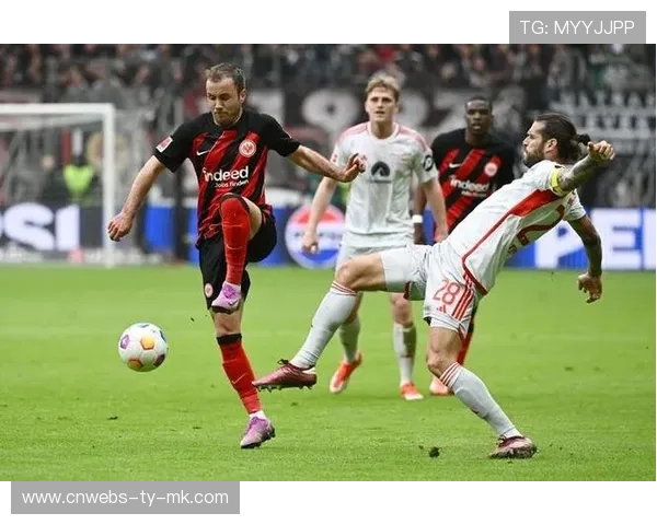 法兰克福vs柏林联合：点球判罚引争议